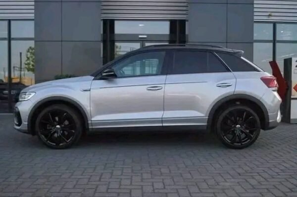 VOLKSWAGEN T-ROC – Image 17