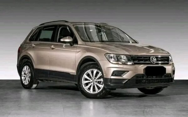 Volkswagen Tiguan – Image 10