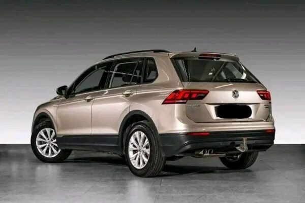 Volkswagen Tiguan – Image 5