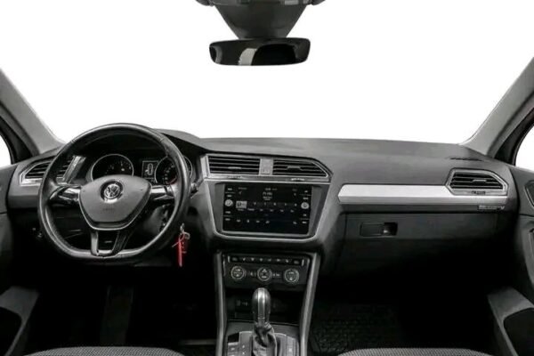 Volkswagen Tiguan – Image 4