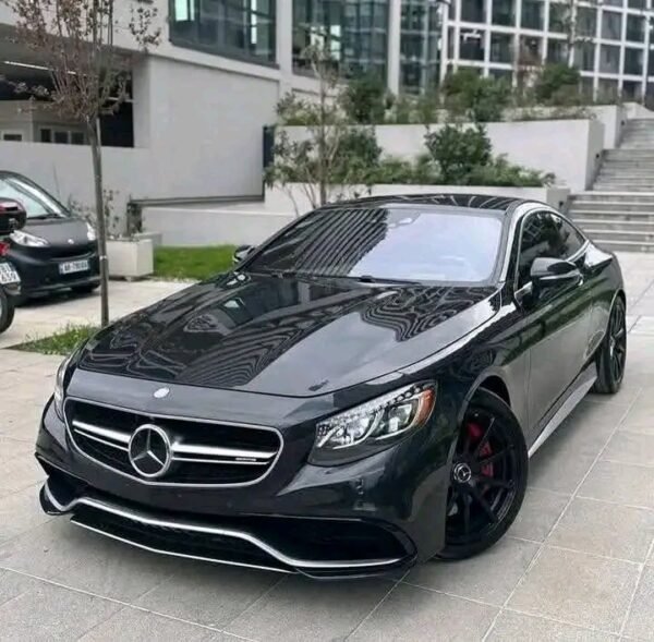 Mercedes-Benz E-Class 220d – Image 9