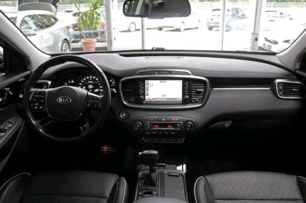 Kia Sorento – Image 24
