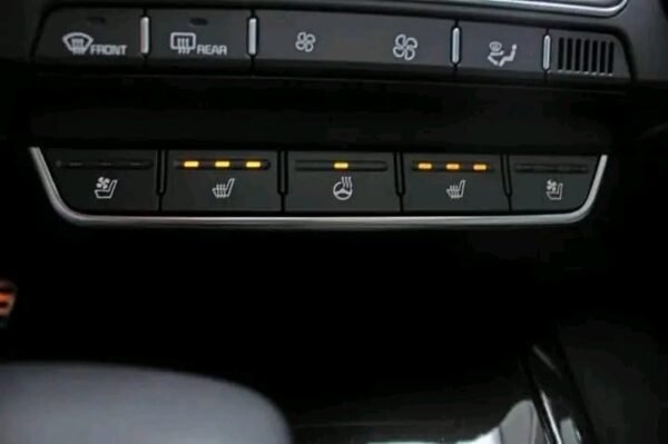 Kia Sorento – Image 8