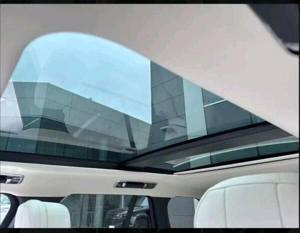 Land Rover Vogue 2025 – Image 5