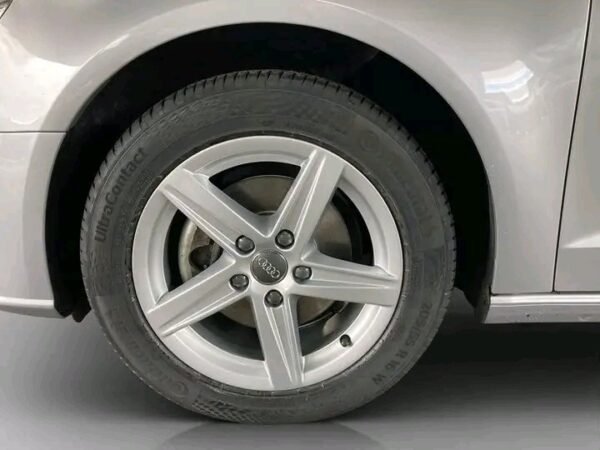 AUDI A3 35 Sportback – Image 3