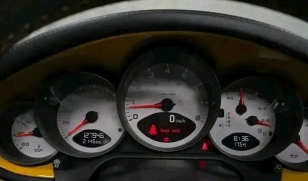 Porsche 911 Carrera S – Image 10