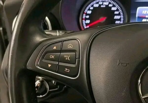 Mercedes-Benz C-Class – Image 10