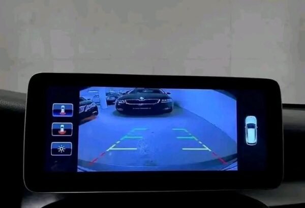 Mercedes-Benz C-Class – Image 8