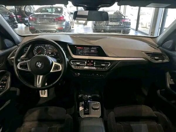 BMW 118 d M-SPORT – Image 16