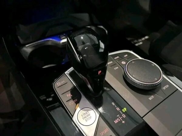BMW 118 d M-SPORT – Image 18