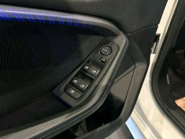 BMW 118 d M-SPORT – Image 25