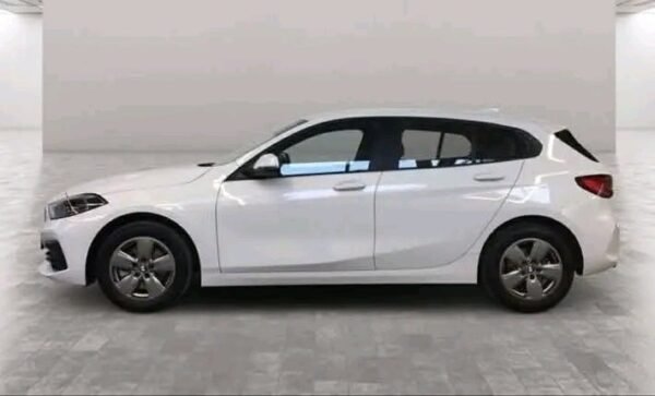 BMW 118i - Image 6