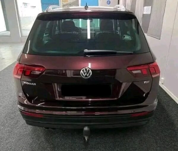 Volkswagen Tiguan – Image 19