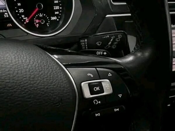 Volkswagen Tiguan – Image 3