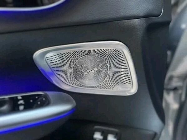 Mercedes-Benz C-Class – Image 8