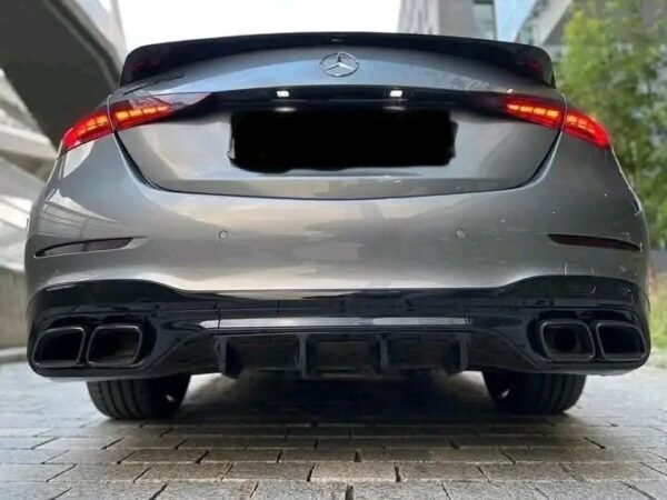 Mercedes-Benz C-Class – Image 15