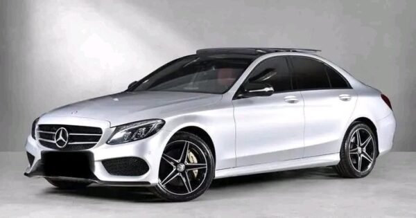 Mercedes-Benz C-Class – Image 15