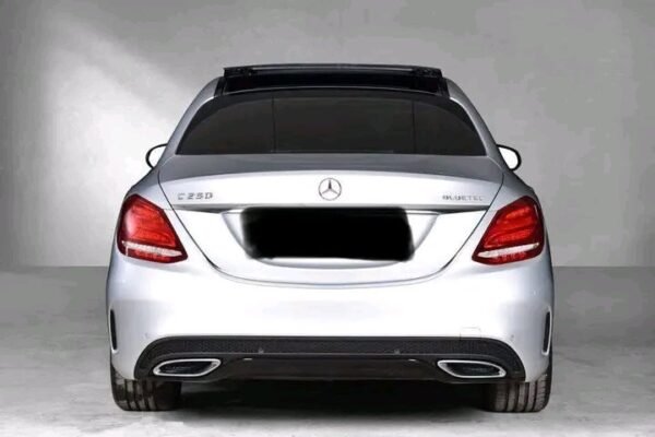 Mercedes-Benz C-Class – Image 20