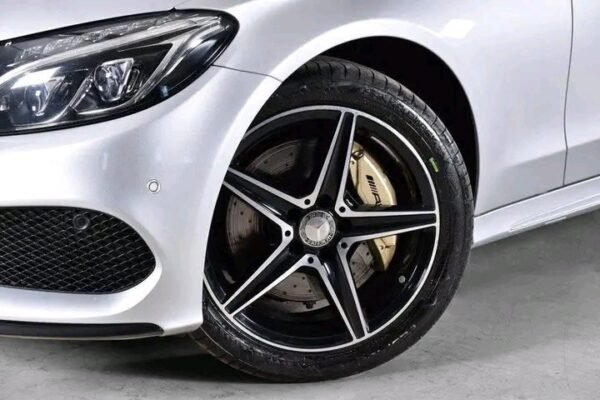 Mercedes-Benz C-Class – Image 14