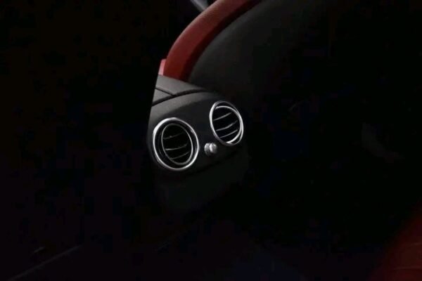 Mercedes-Benz C-Class – Image 27
