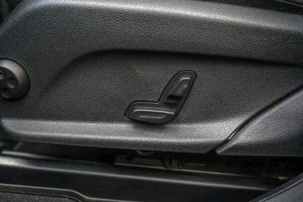 Mercedes-Benz GLC – Image 9