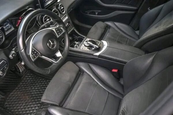 Mercedes-Benz GLC – Image 22