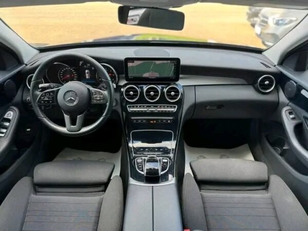 Mercedes-Benz – Image 11