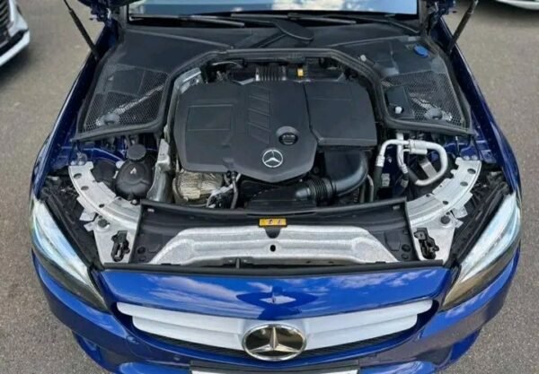 Mercedes-Benz – Image 10