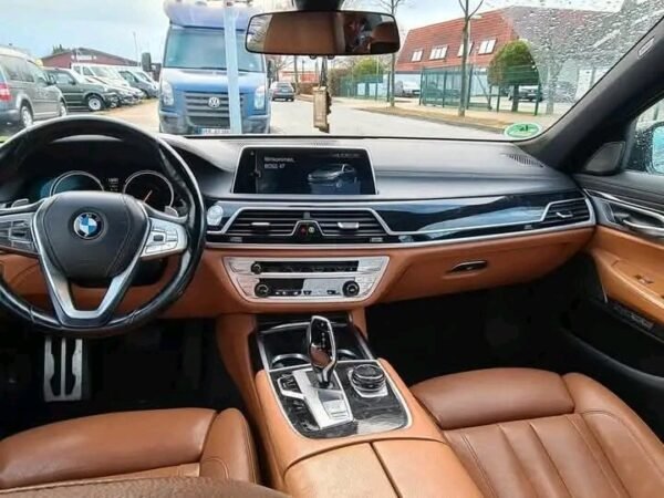 BMW Lim 740 d xDrive M Sport – Image 3