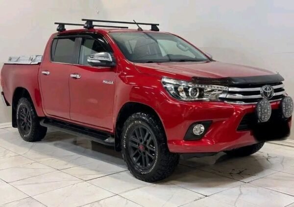 Toyota HiLux – Image 15