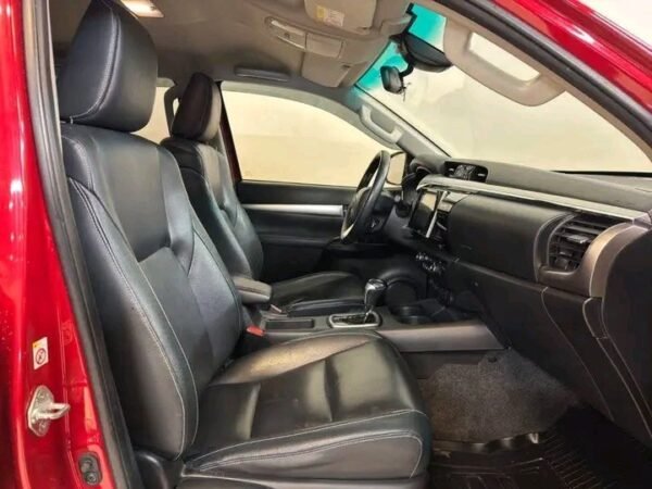 Toyota HiLux – Image 28