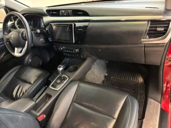 Toyota HiLux – Image 27