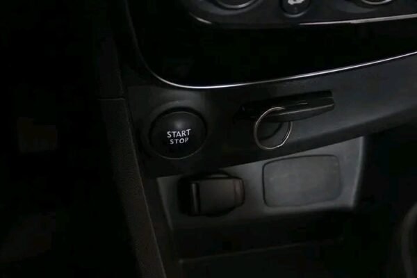 Renault Captur – Image 20