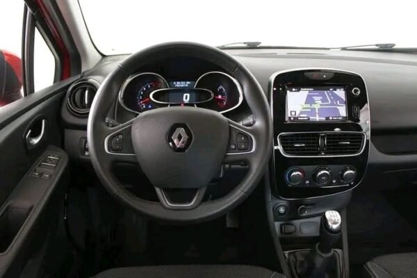 Renault Captur – Image 4