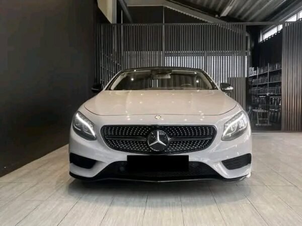 Mercedes-Benz S-Klasse