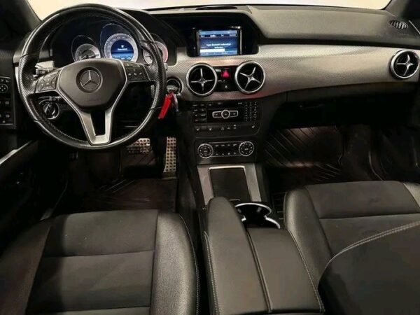 Mercedes-Benz GLK – Image 9