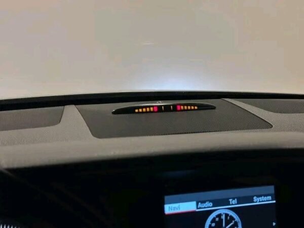 Mercedes-Benz GLK – Image 21