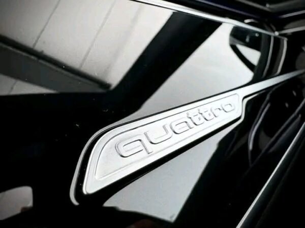 AUDI A8 60 TFSIe Quattro Tiptronic – Image 17