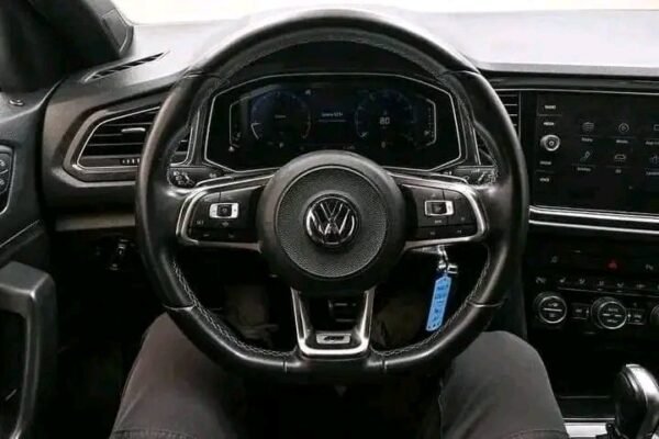 Volkswagen T-Roc – Image 3