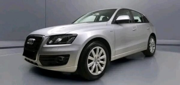 Audi Q5 2.0 TFSI Hybrid – Image 11