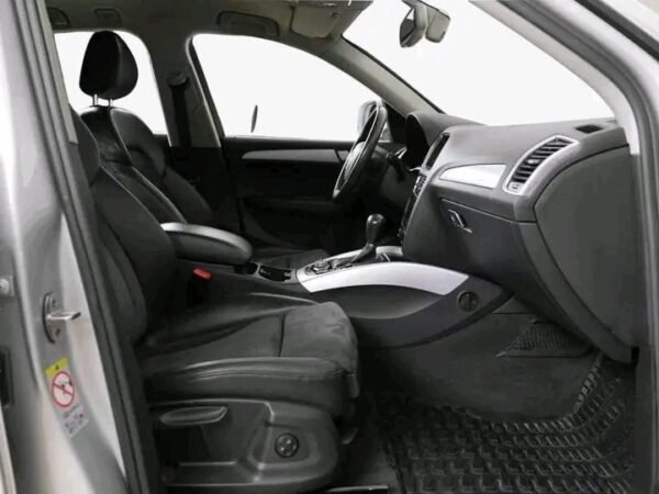 Audi Q5 2.0 TFSI Hybrid – Image 29