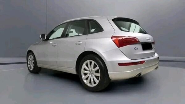 Audi Q5 2.0 TFSI Hybrid – Image 2