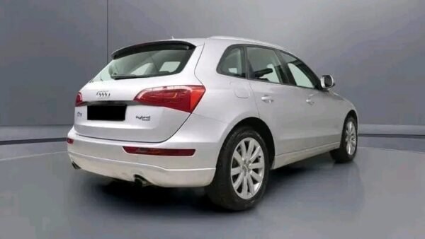 Audi Q5 2.0 TFSI Hybrid – Image 13