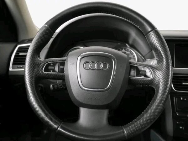 Audi Q5 2.0 TFSI Hybrid – Image 23