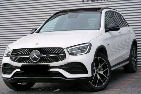 Mercedes-Benz GLC300 – Image 4