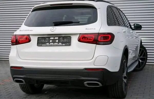 Mercedes-Benz GLC300 – Image 14