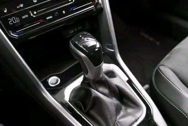 Volkswagen T-Roc – Image 14
