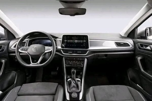 Volkswagen T-Roc – Image 11