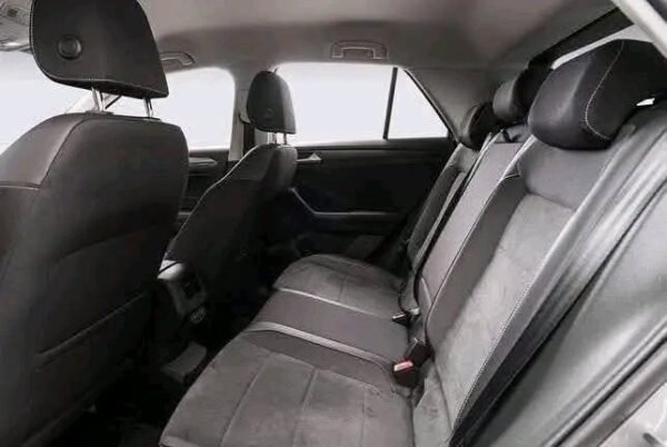 Volkswagen T-Roc – Image 10