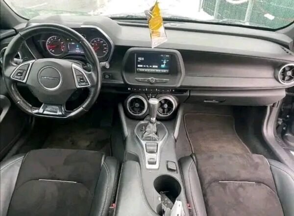 Chevrolet Camaro LT – Image 3